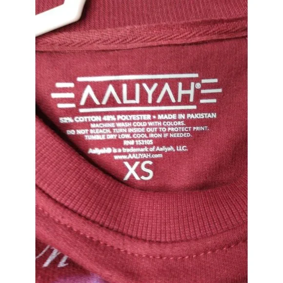 In Memory of Aaliyah Sweatshirt Women’s XS Maroon Red Long Sleeve Pullover NWT - Picture 5 of 6